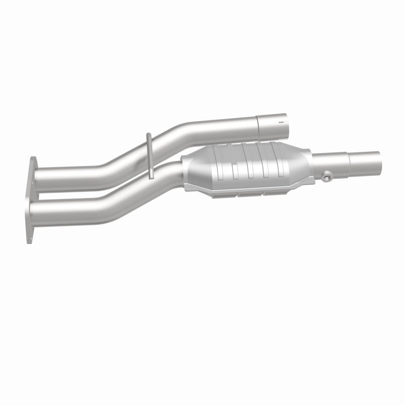 MagnaFlow Direct Fit Catalytic Converter 98 GM Truck 5.7L - 23179