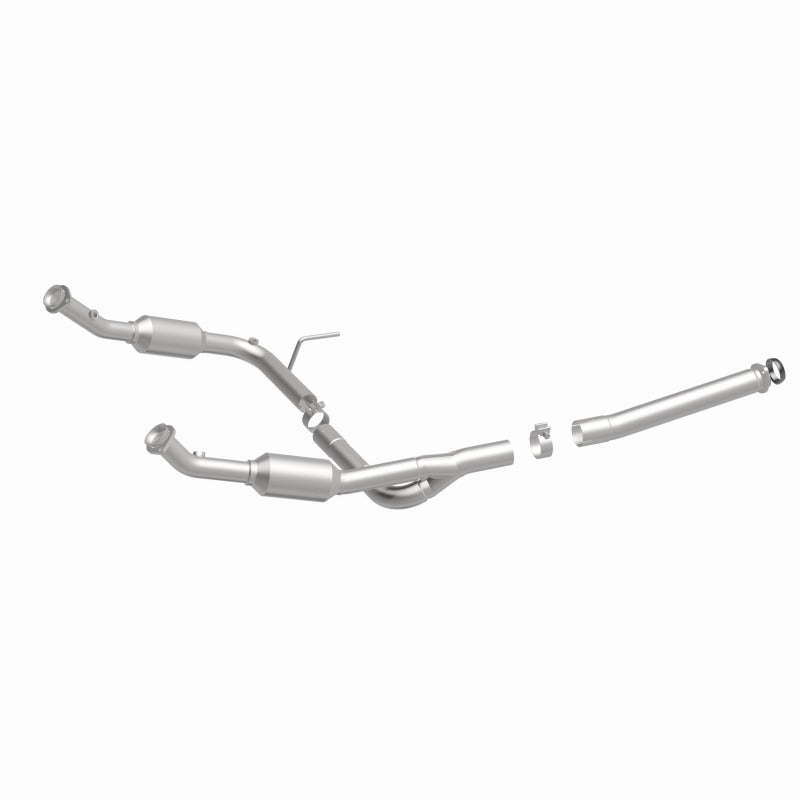 MagnaFlow Direct Fit Catalytic Converter OEM 2004-2005 Ford Explorer/Mercury Mountaineer Underbody - 4551013