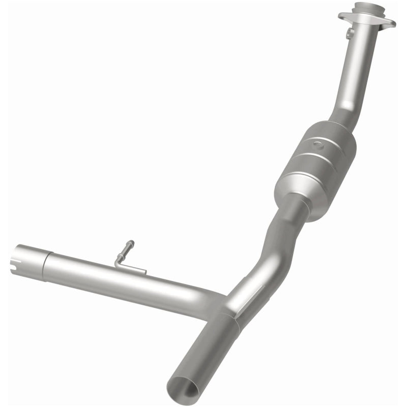 MagnaFlow 2005 Ford F-150 4.6L Direct Fit Converter - 4551410