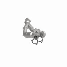 Load image into Gallery viewer, MagnaFlow Direct Fit Catalytic Converter 04-06 VW Touareg 3.2L - 51499