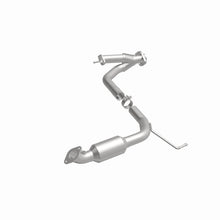Load image into Gallery viewer, MagnaFlow Direct Fit Catalytic Converter 05-09 Tacoma 4L D/S rr OEM - 49701