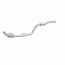 Load image into Gallery viewer, MagnaFlow Direct Fit Catalytic Converter OEM 2007 Mercedes-Benz E350 Underbody - 67.5in Length - 5411665