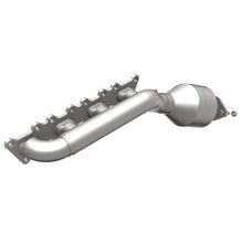 Load image into Gallery viewer, MagnaFlow Direct Fit Catalytic Converter 2009 Kia Borrego 4.6L Driver Side - 51980