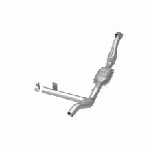 Load image into Gallery viewer, MagnaFlow Direct Fit Catalytic Converter 01 Ford F150 5.4L - 49009