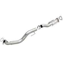Load image into Gallery viewer, MagnaFlow Direct Fit Catalytic Converter 03-07 GM 2500/3500 Passenger Side - 93408