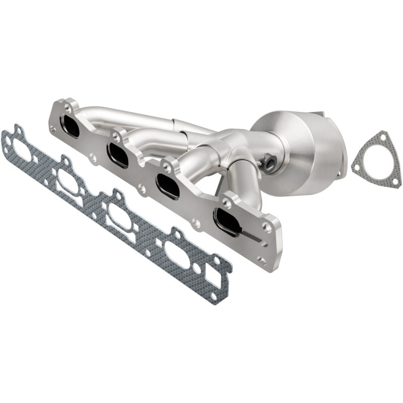 MagnaFlow Direct Fit Catalytic Converter 04-05 Chevrolet Malibu/Classic 2.2L (CA Emissions) - 452304