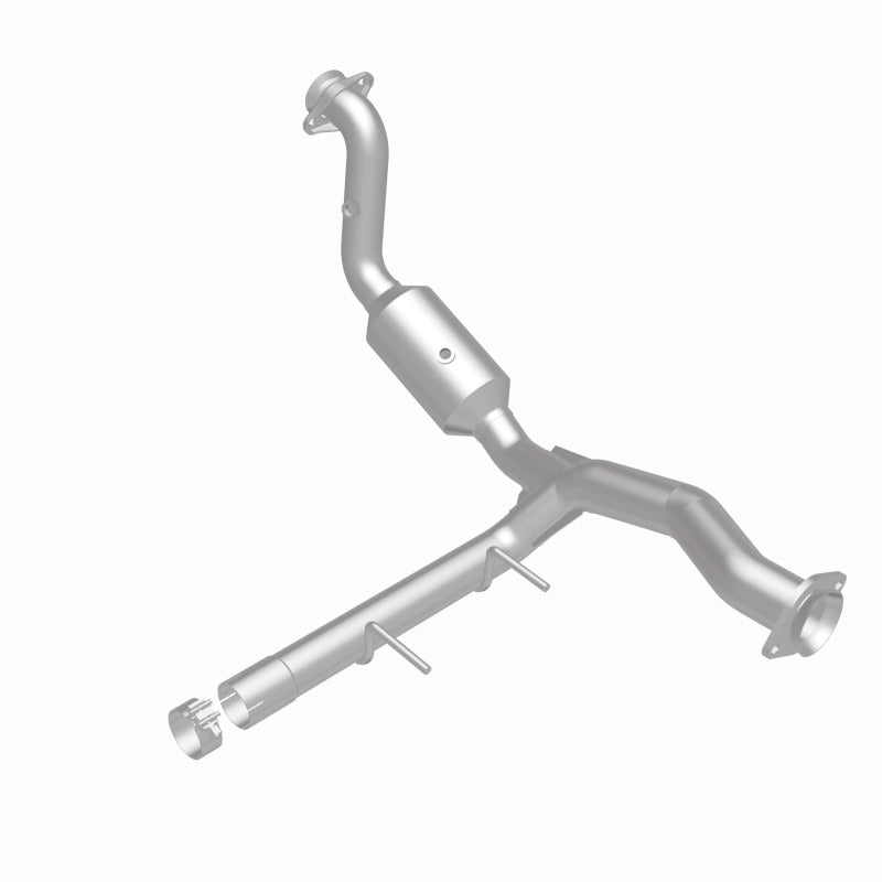 MagnaFlow Direct Fit Catalytic Converter 15-17 Ford F150 V6 2.7L OEM Underbody - 21-471