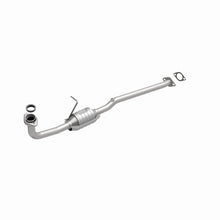 Load image into Gallery viewer, MagnaFlow Direct Fit Catalytic Converter 95-96 Geo Metro 1.0L - 23654