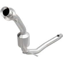 Load image into Gallery viewer, MagnaFlow Direct Fit Catalytic Converter 96-97 Chrysler Concorde 3.5L - 444318