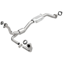 Load image into Gallery viewer, MagnaFlow Conv DF 01-05 Chevy Blazer 4.3L 2WD - 24898
