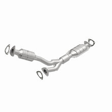 Load image into Gallery viewer, MagnaFlow Conv DF 00-03 Saturn 3L Rear - 24410