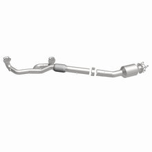 Load image into Gallery viewer, MagnaFlow 18-20 Honda Odyssey V6 3.5L OEM Underbody Single Grade Direct-Fit Catalytic Converter - 280126