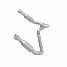 Load image into Gallery viewer, MagnaFlow 2009 Dodge Ram 1500 4.7L Direct Fit Converter - 5451665