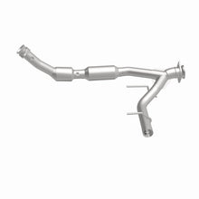 Load image into Gallery viewer, MagnaFlow 03-04 Ford Expedition 5.4L Direct Fit Converter - 4583078