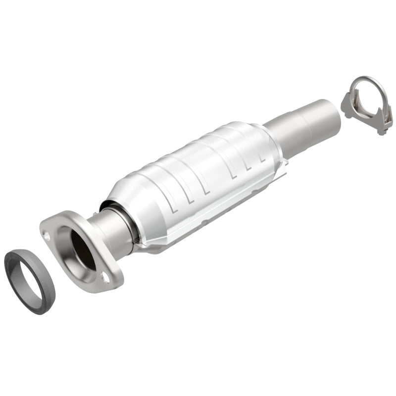 MagnaFlow Direct Fit Catalytic Converter 04-06 Toyota Sienna 3.3L AWD Rear - 24158