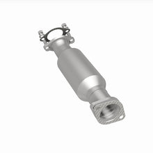 Load image into Gallery viewer, MagnaFlow 07-09 Hyundai Santa Fe 3.3L Direct Fit Converter - 5592426