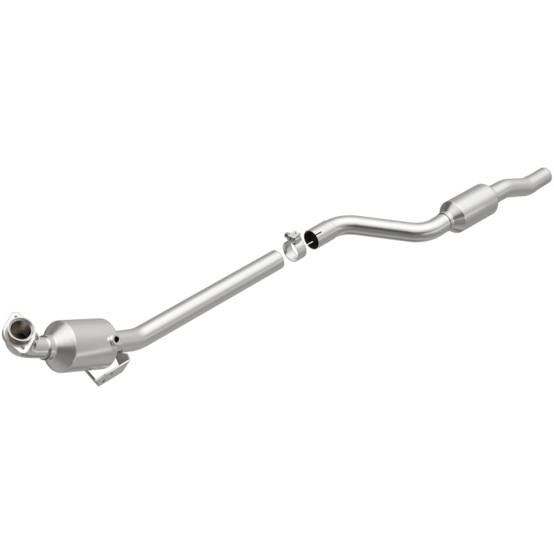 MagnaFlow Direct Fit Catalytic Converter 10-12 Mercedes-Benz GLK350 V6 3.5 OEM Underbody - 21-440