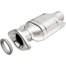 Load image into Gallery viewer, MagnaFlow Direct Fit Catalytic Converter 01-03 Highlander underbody - 93268