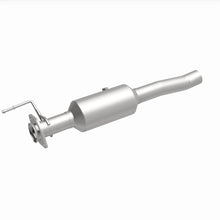 Load image into Gallery viewer, MagnaFlow 18-19 Ford F-450 Super Duty V10 6.8L Underbody Direct Fit Catalytic Converter - 280439