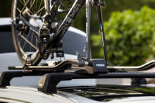 Load image into Gallery viewer, Thule FastRide Fork-Mount Roof Bike Rack (For Quick-Release Bikes/Adapter Req. for Thru-Axle) - Blk - 564005