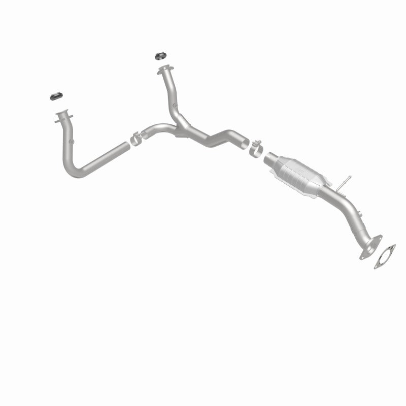 MagnaFlow Direct Fit Catalytic Converter 00-05 Blazer 4WD 4.3L - 458057