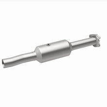 Load image into Gallery viewer, MagnaFlow 09-10 Ford F-550 Super Duty V10 6.8L Rear Underbody Direct Fit Catalytic Converter - 280434