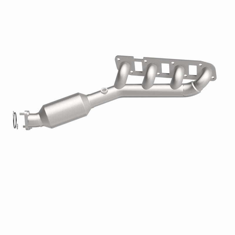 MagnaFlow 11-13 QX56 V8 5.6 OEM Manifold Direct Fit Converter - 22-036
