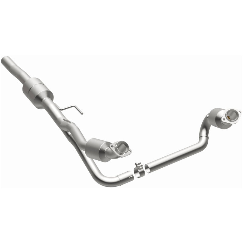 MagnaFlow Direct Fit Catalytic Converter 02-03 Dodge Durango - 458048