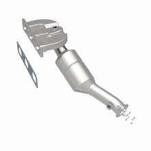 Load image into Gallery viewer, MagnaFlow Direct Fit Catalytic Converter BMW 5 01-03 Rear OEM - 49773