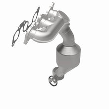Load image into Gallery viewer, MagnaFlow Direct Fit Catalytic Converter 04-06 Toyota Sienna 3.3L - 49833