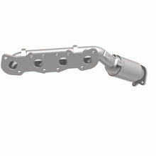 Load image into Gallery viewer, MagnaFlow Direct Fit Catalytic Converter 12-16 Hyundai Equus V8 5 OEM Manifold - 22-093