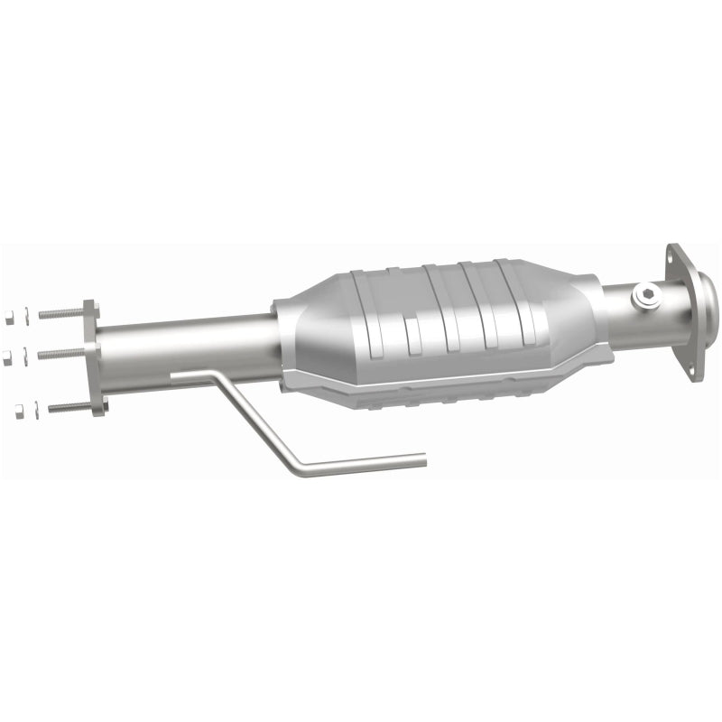 MagnaFlow Direct Fit Catalytic Converter 00-04 Jeep Wrangler 4.0L Rear/2.4L/2.5L - 23297