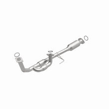 Load image into Gallery viewer, MagnaFlow Direct Fit Catalytic Converter California Grade CARB Compliant 95-97 Toyota Avalon - 4481892