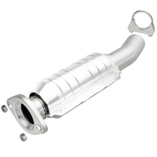 MagnaFlow Direct Fit Catalytic Converter 04 Toyota Sienna 3.3L - 23084