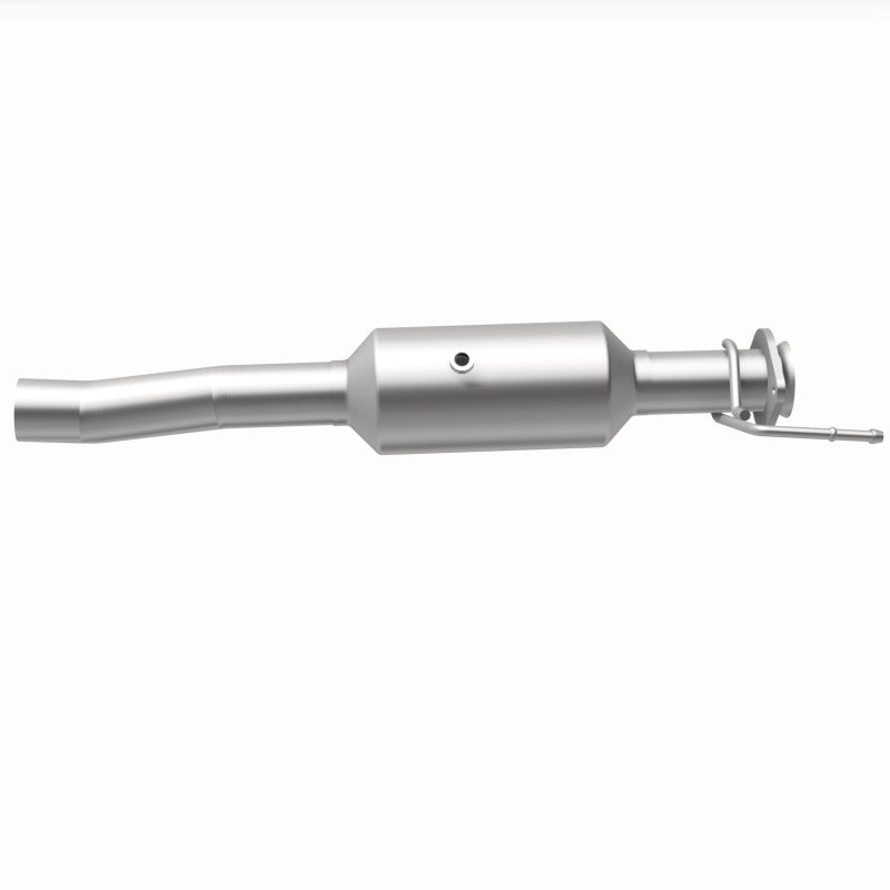 MagnaFlow 18-19 Ford F-450 Super Duty V10 6.8L Underbody Direct Fit Catalytic Converter - 280439