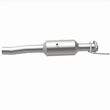 Load image into Gallery viewer, MagnaFlow 18-19 Ford F-450 Super Duty V10 6.8L Underbody Direct Fit Catalytic Converter - 280439