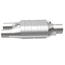 Load image into Gallery viewer, MagnaFlow Universal Catalytic Converter 2.5inch/2inch single/dual w/ O2 - 99067HM