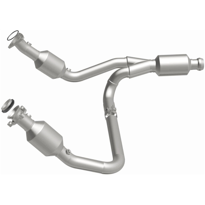 MagnaFlow 14-15 Chevrolet Silverado 1500 Underbody 4.3L / 5.3L Direct-Fit Catalytic Converter - 280424