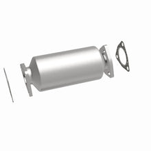 Load image into Gallery viewer, MagnaFlow Direct Fit Catalytic Converter Honda 80 87 - 22633