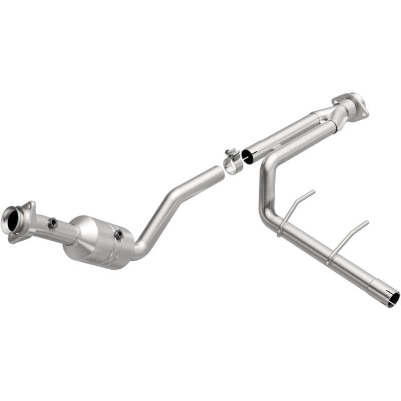 MagnaFlow Direct Fit Catalytic Converter 2011-2014 F-150 3.7L Underbody - 52156