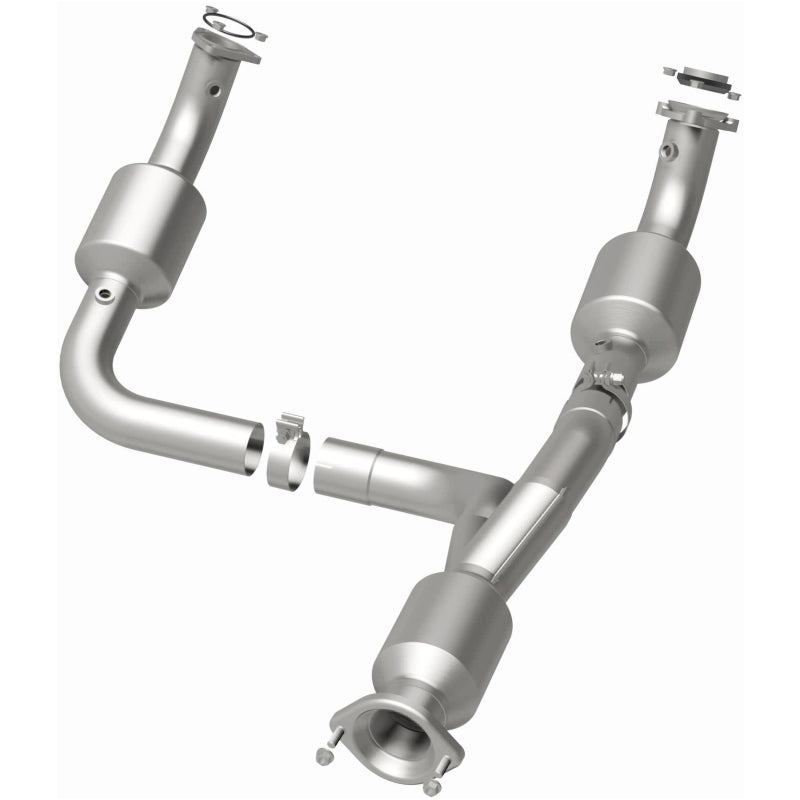 MagnaFlow 12-20 Chevrolet Express 4500 Underbody 6.0L Direct Fit Catalytic Converter - 280505