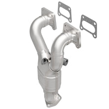 Load image into Gallery viewer, MagnaFlow Direct Fit Catalytic Converter 97-99 Sentra 1.6L manif 49S - 50807