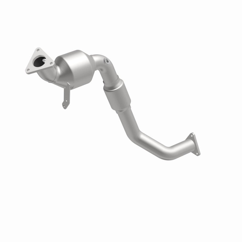 MagnaFlow Direct Fit Catalytic Converter 07 VW Touareg 3.6L Rear close - 51947