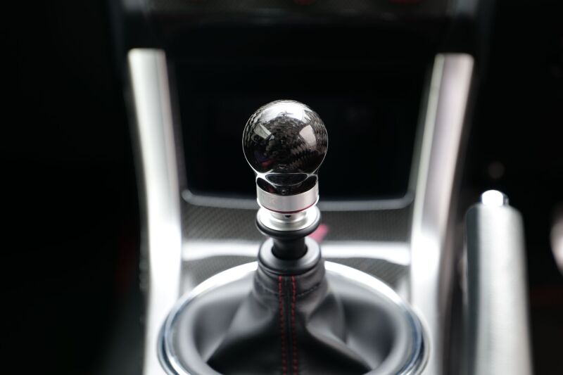 HKS 15-21 Subaru WRX STI 6MT Carbon Shift Knob - 51999-AF001