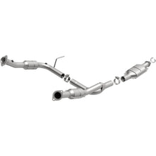 Load image into Gallery viewer, MagnaFlow Direct Fit Catalytic Converter 04 Lincoln Aviator 4.6L - 458028