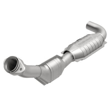 Load image into Gallery viewer, MagnaFlow Direct Fit Catalytic Converter 01 Ford Trucks 4.6L - 458038