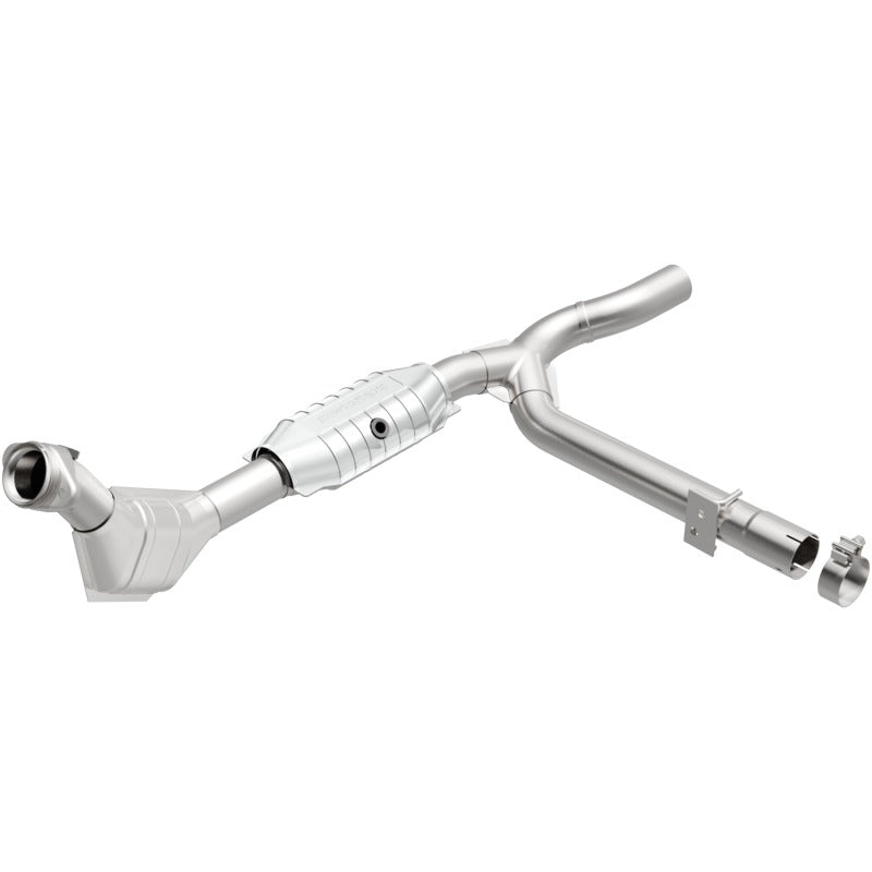 MagnaFlow Direct Fit Catalytic Converter 99-00 Ford F-150 4.6L - 447138