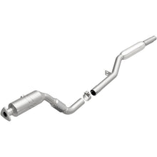 Load image into Gallery viewer, MagnaFlow Direct Fit Catalytic Converter 2005-2007 A6 QUATTRO 3.2L Underbody - 52132