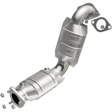 Load image into Gallery viewer, MagnaFlow Direct Fit Catalytic Converter 02-04 Ford Focus L4-2.0L - 52298
