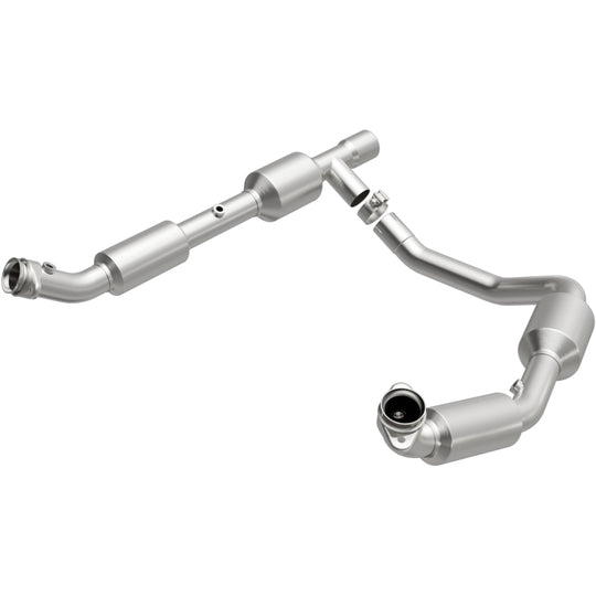 MagnaFlow Direct Fit Catalytic Converter 05-06 Ford E-350 Super Duty 5.4L - 5481439